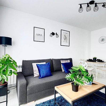Warsaw Inside Solec With Private Parking Apartment Ngoại thất bức ảnh