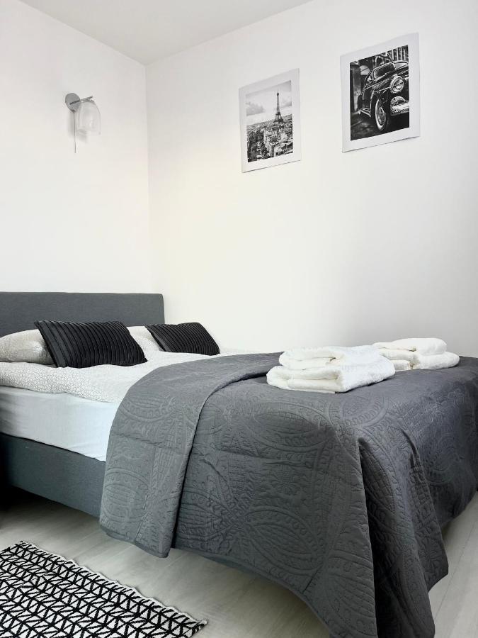 Warsaw Inside Solec With Private Parking Apartment Ngoại thất bức ảnh